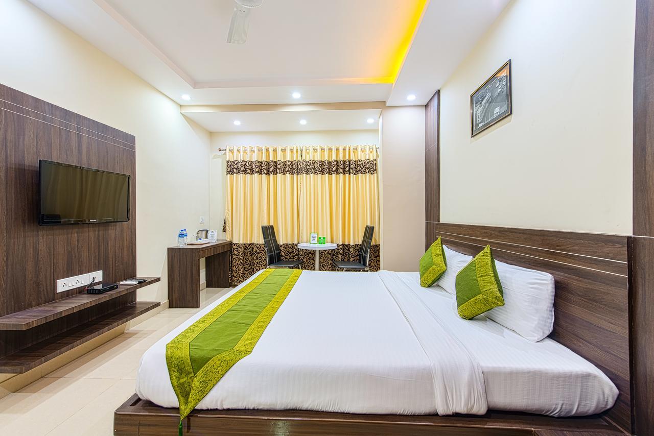 Treebo Globe International Hotel Колката Екстериор снимка
