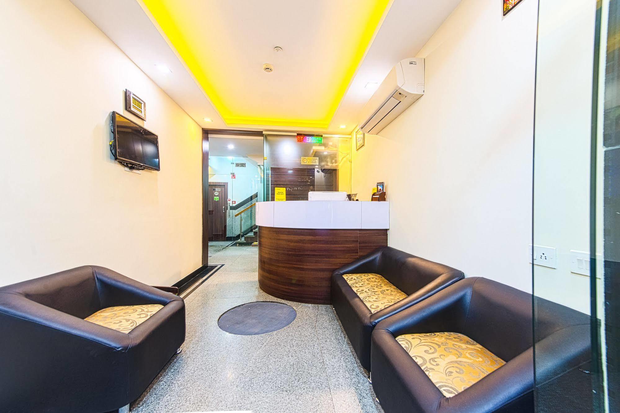 Treebo Globe International Hotel Колката Екстериор снимка