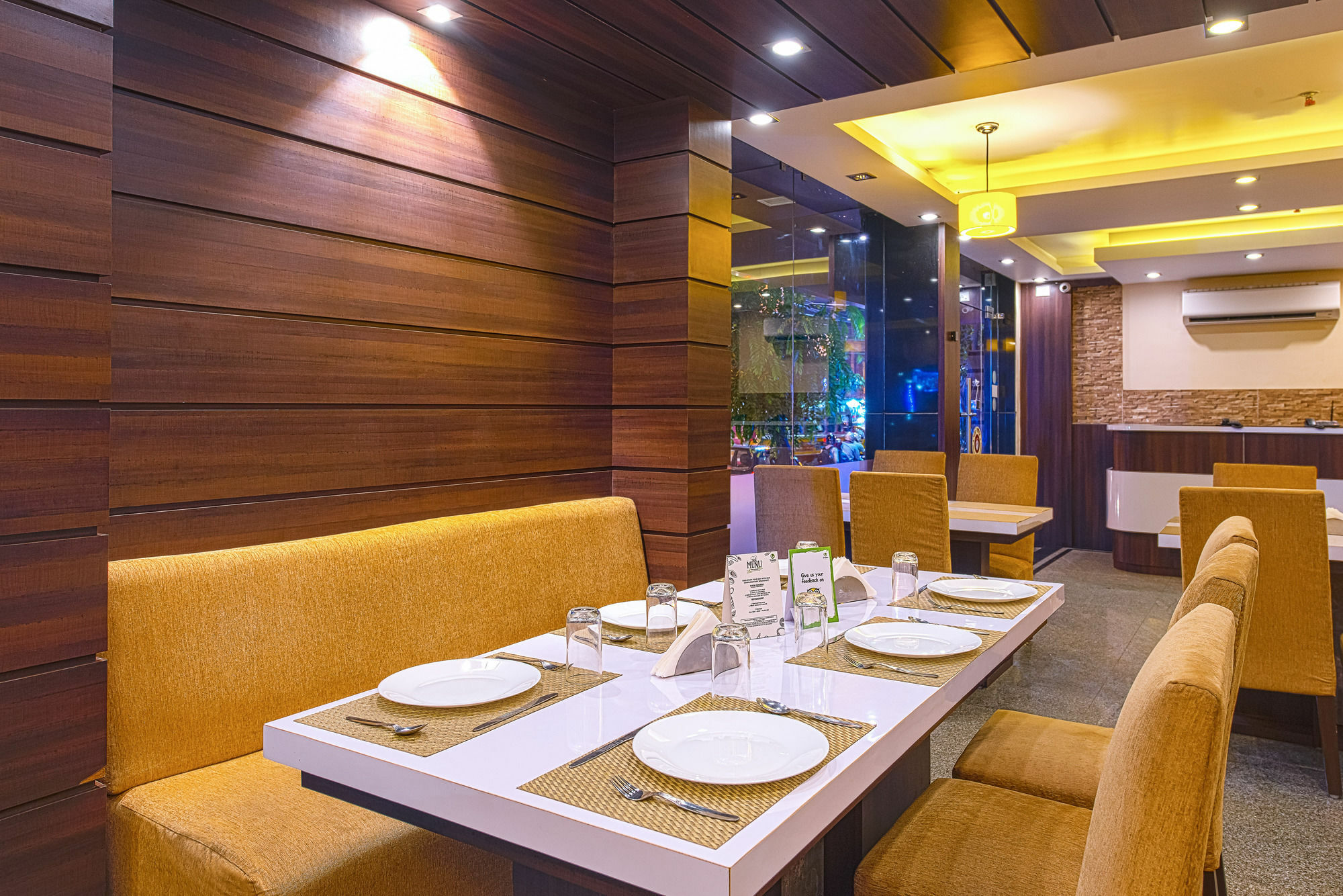 Treebo Globe International Hotel Колката Екстериор снимка